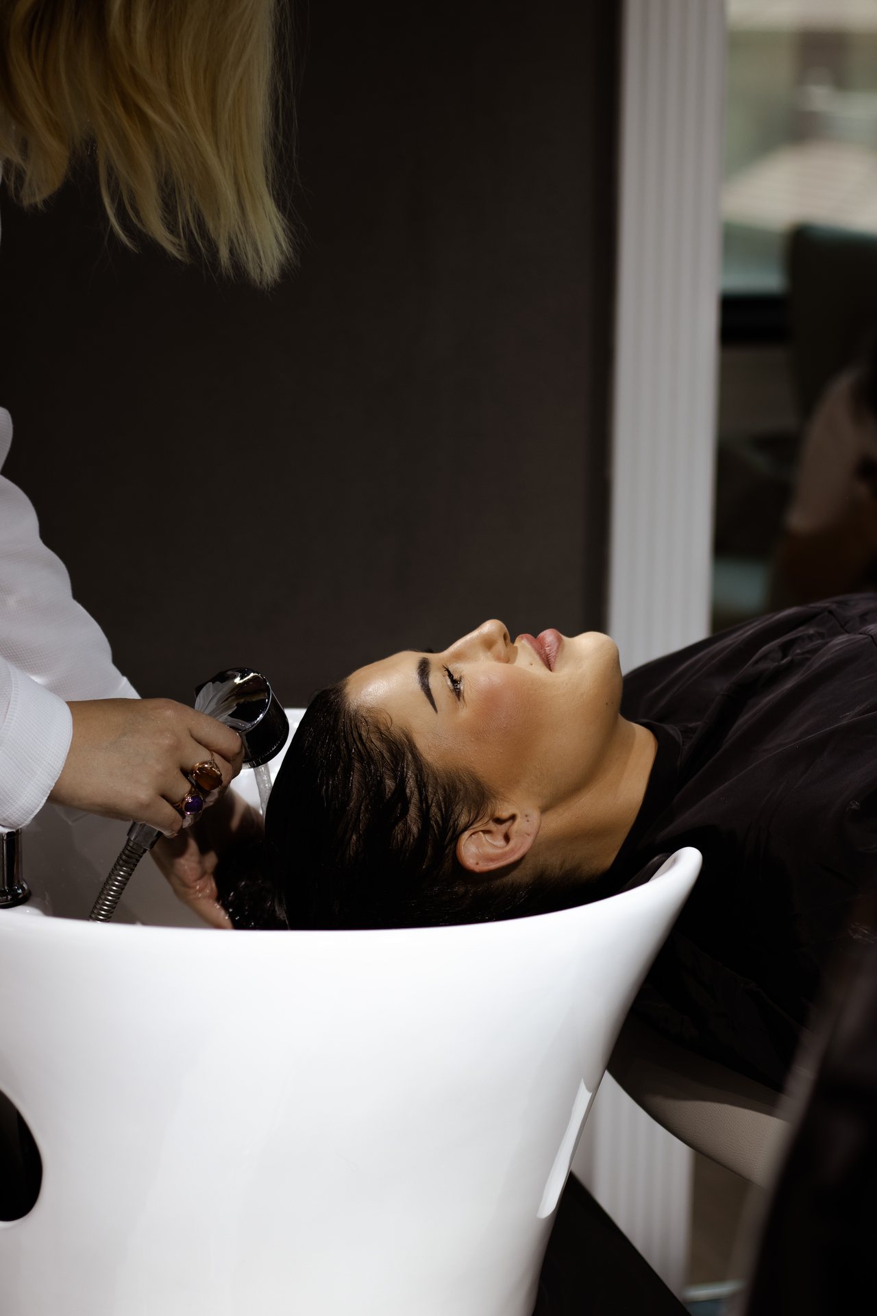 Professional extension wash and care ritual at ZORUMI Dubai